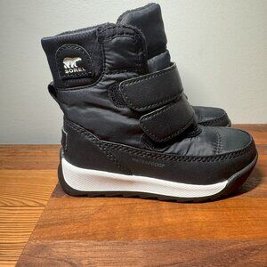 Sorel Whitney II Strap 1930352-010 Boys 5 Black Sea Salt Insulated Boots, Size 7
